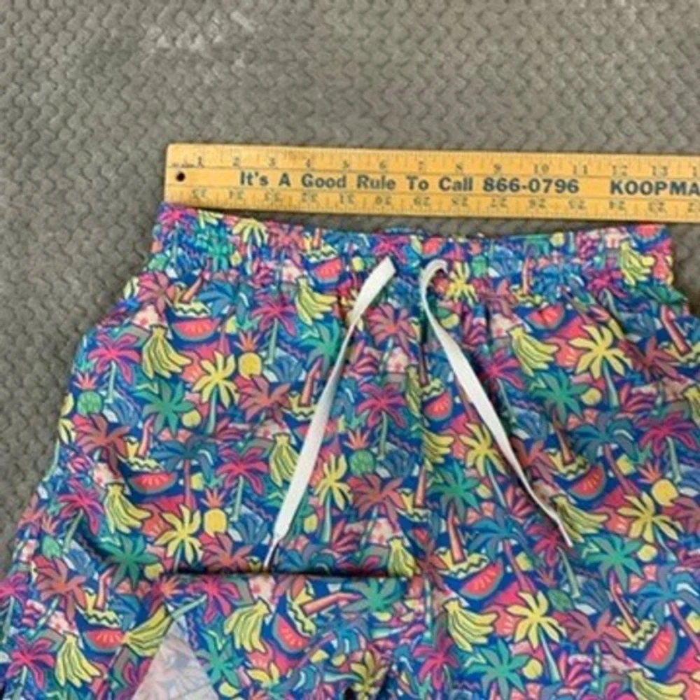 chubbies swim trunks